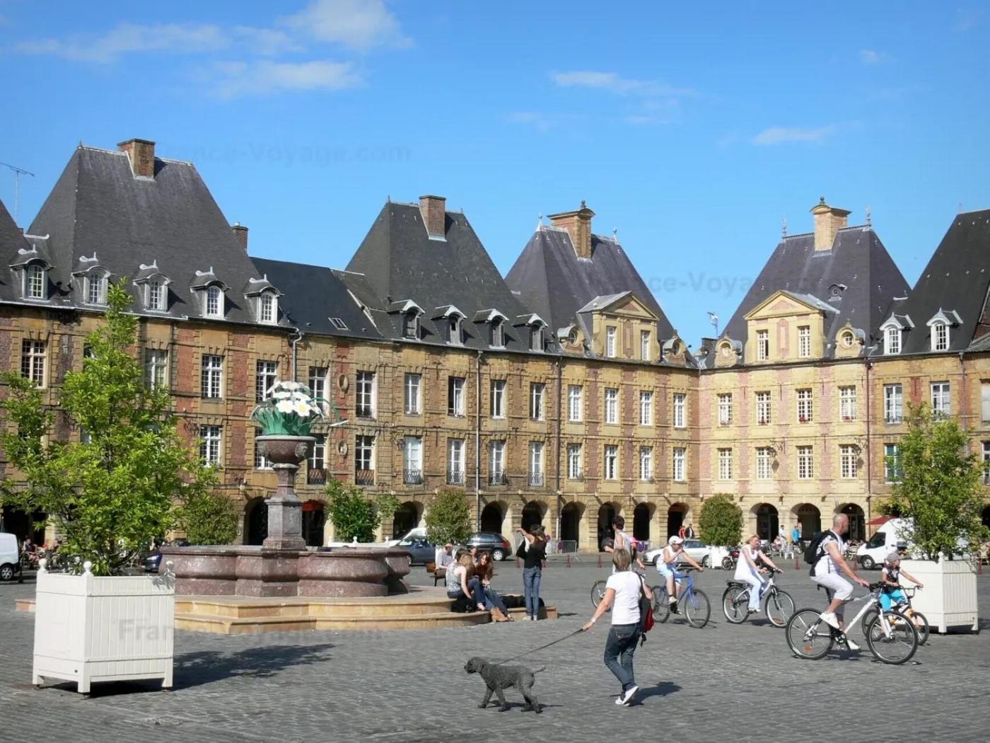 Le Petit Ardennais Charleville-Mézières Exterior foto